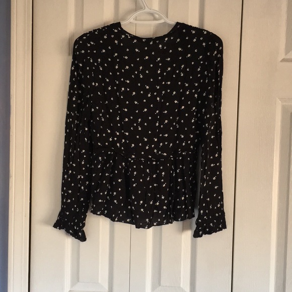 Lucky Brand V-Neck Blouse - Picture 4 of 8